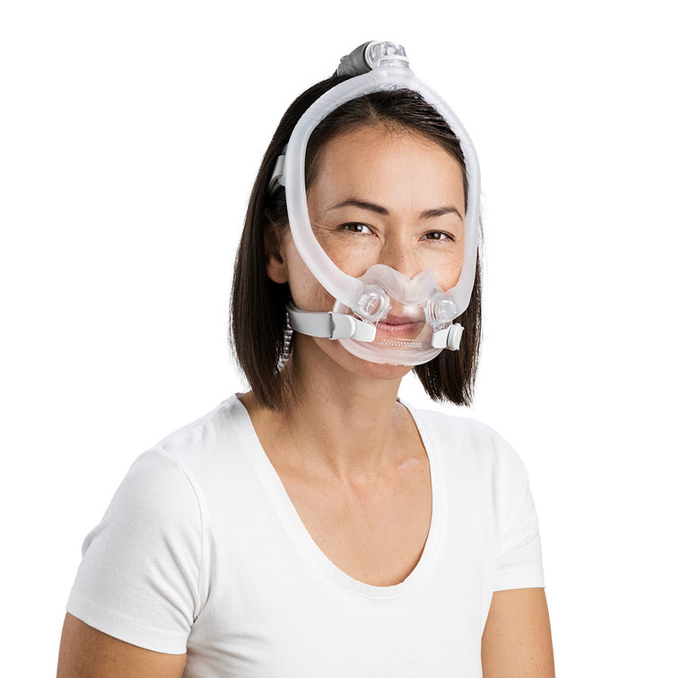 ResMed_AirFit_ F30i_Full_Face_Mask_female_fitting
